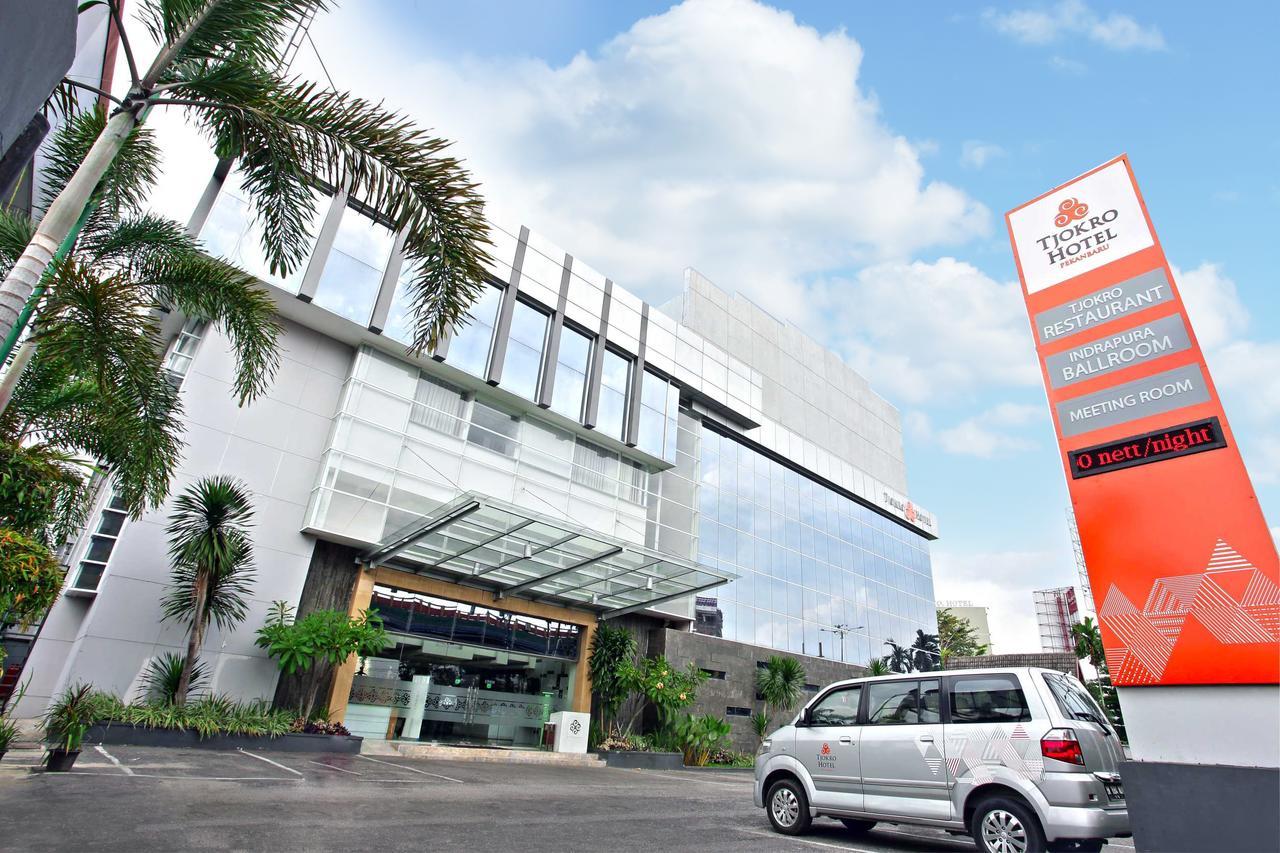 Tjokro Hotel Pekanbaru Exterior foto