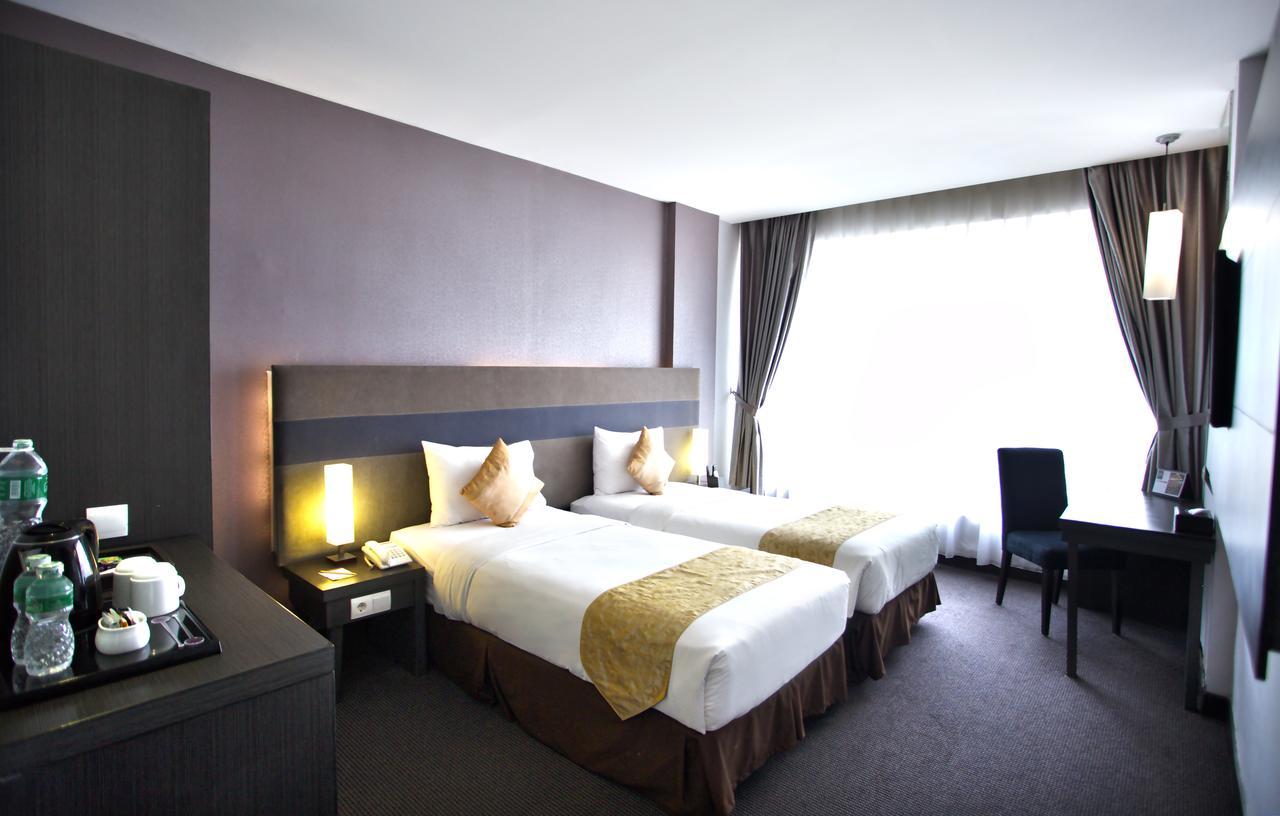Tjokro Hotel Pekanbaru Habitación foto