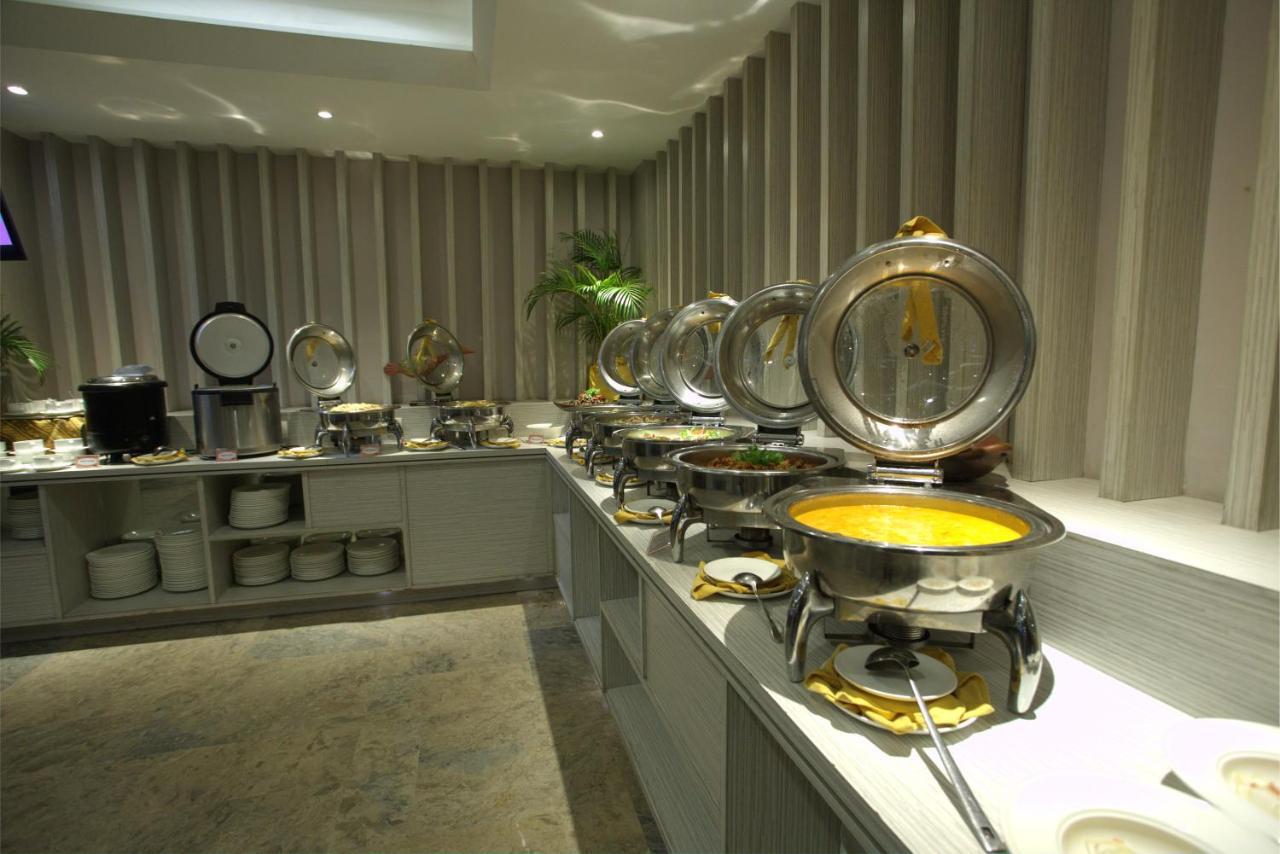 Tjokro Hotel Pekanbaru Habitación foto